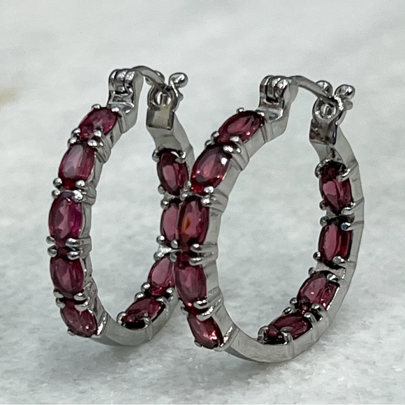 Orissa Rhodolite Garnet Silver Inside Out Hoops - Picture 2 of 12